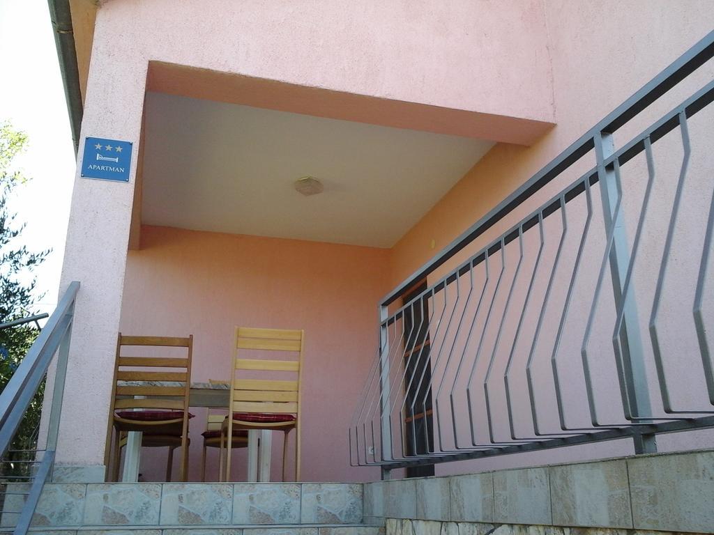 Apartment Vrulje غورني كارين المظهر الخارجي الصورة