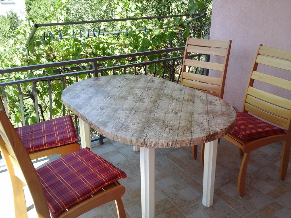 Apartment Vrulje غورني كارين المظهر الخارجي الصورة